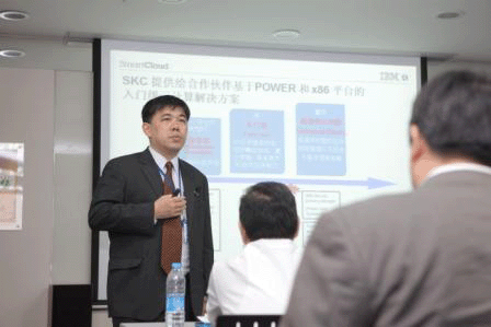 IBM大中华区副总裁及渠道事业部总经理郑小聪